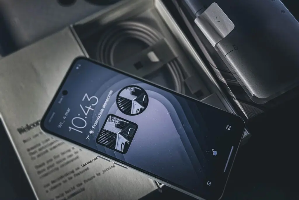 zawartość pudełka nowego telefonu nothing