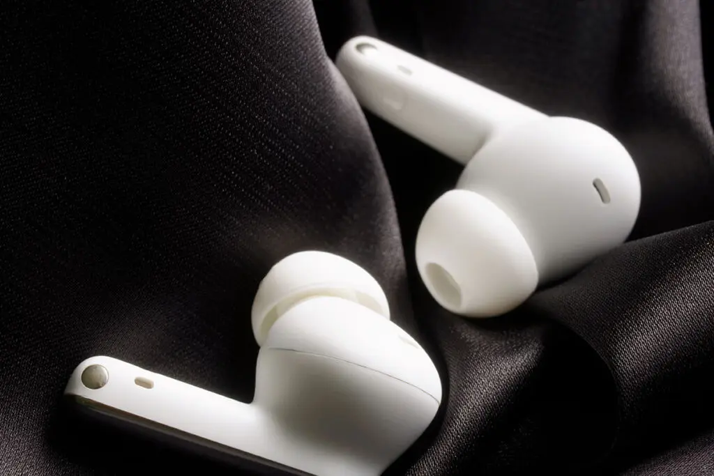 ranking słuchawek bezprzewodowych dousznych AirPods