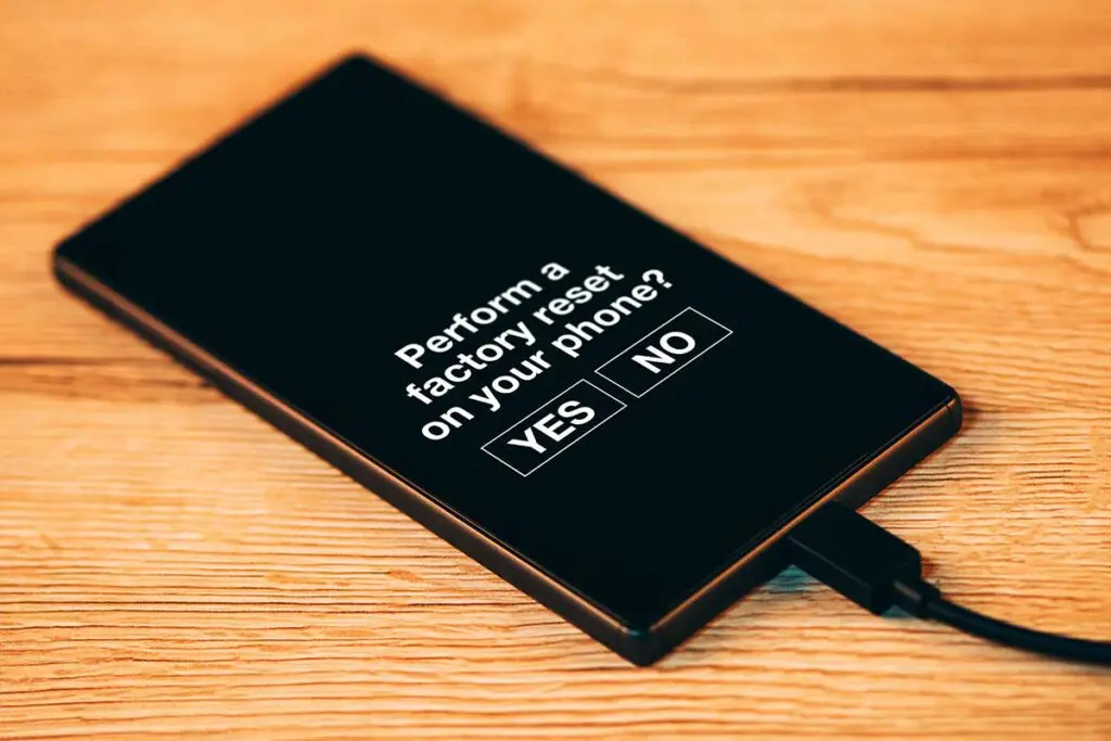 jak zresetować telefon z androidem