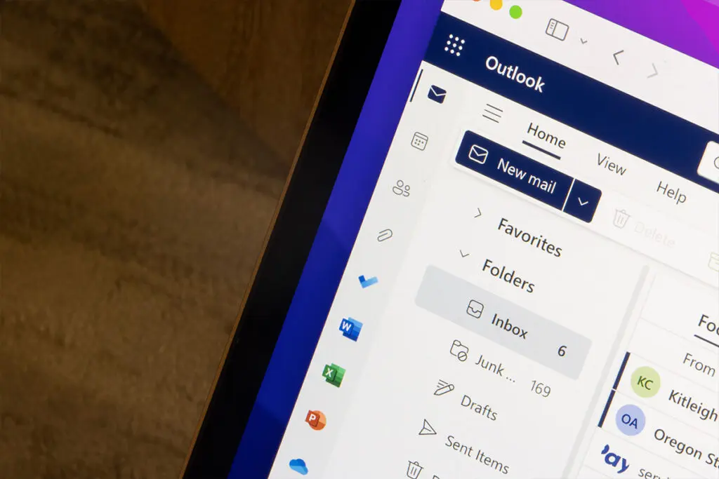 jak odzyskać usunięte wiadomości ze skrzynki pocztowej