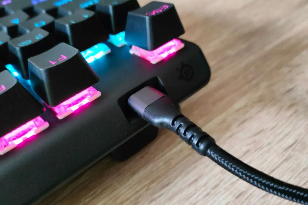 kabel komunikacyjny