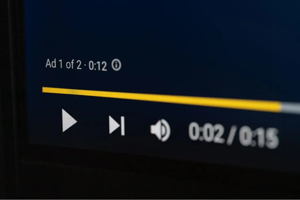 YouTube bez reklam - reklama na platformie YT