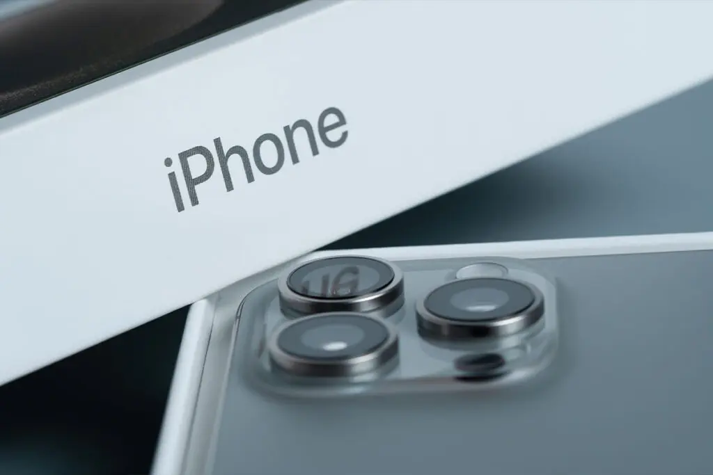 telefon iPhone 18 z nowym aparatem
