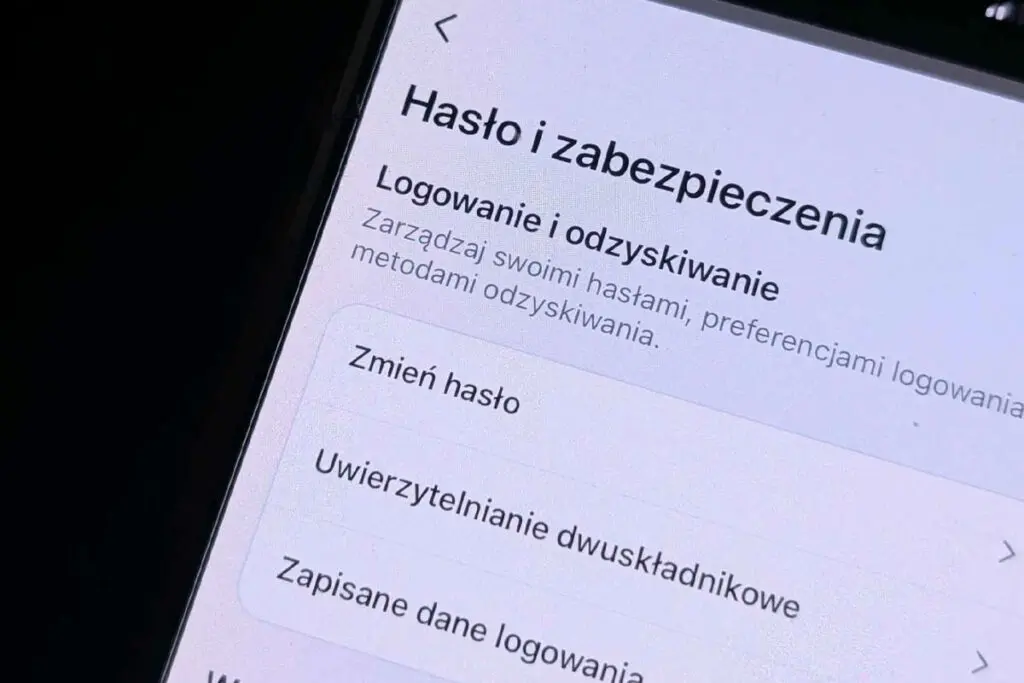 jak zmienić hasło na fb na telefonie