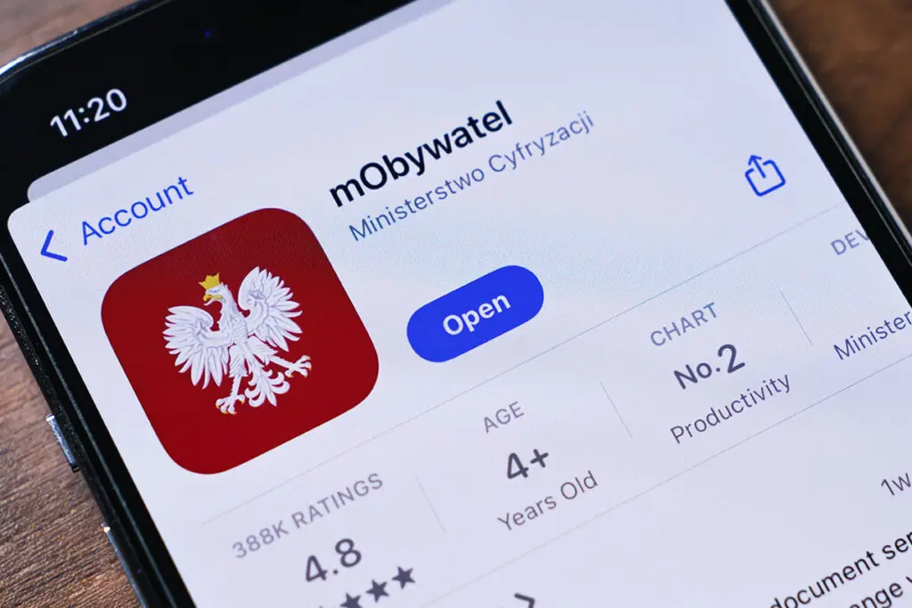 aplikacja mobywatek na telefonie
