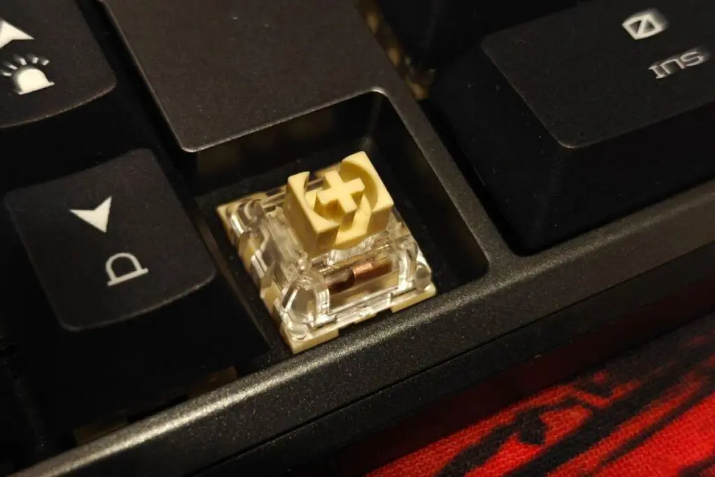 Przełączniki w klawiaturze MSI Strike Pro Wireless