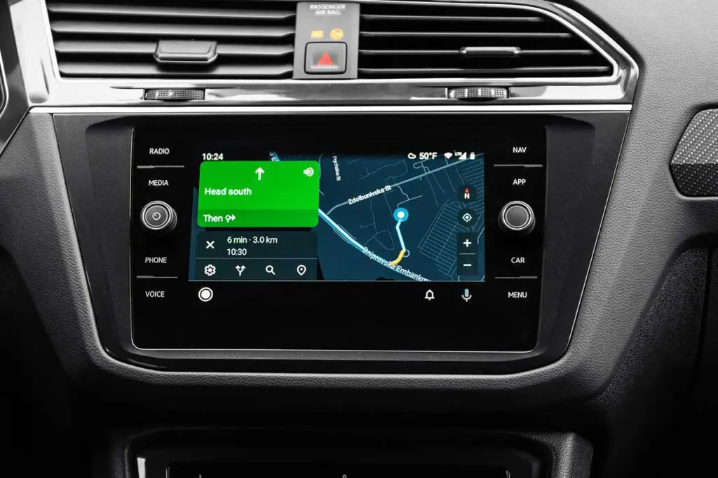 Jak sprawdzić czy samochód ma Android Auto?