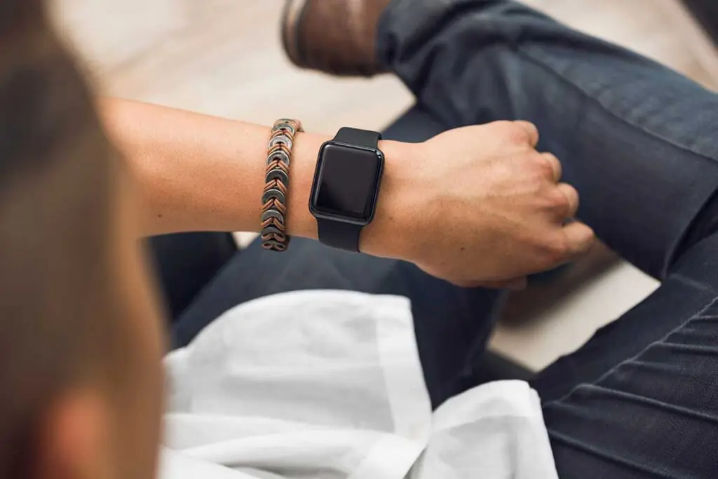 jak zresetować Apple Watch za pomocą hard reset
