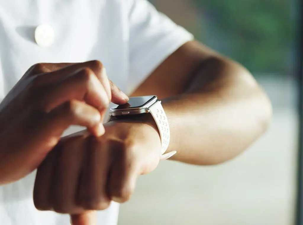 Zlokalizowanie telefonu za pomocą smartwatcha – szybkie odnajdywanie smartfona