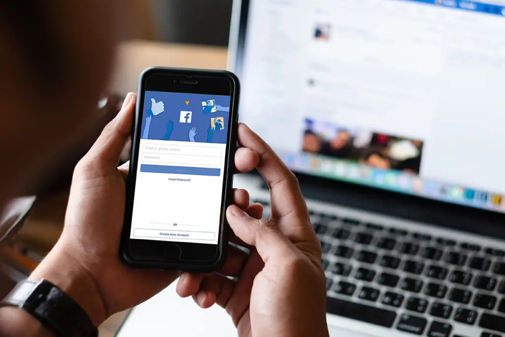 FB bez logowania na telefonie