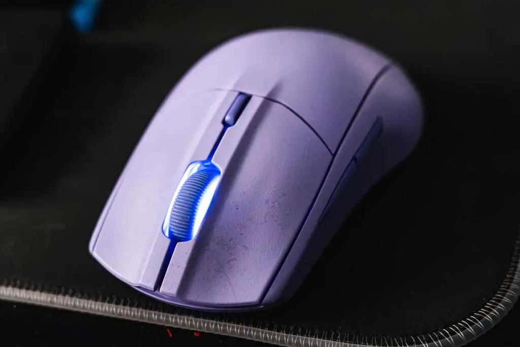 SteelSeries Rival 3 zdjęcia