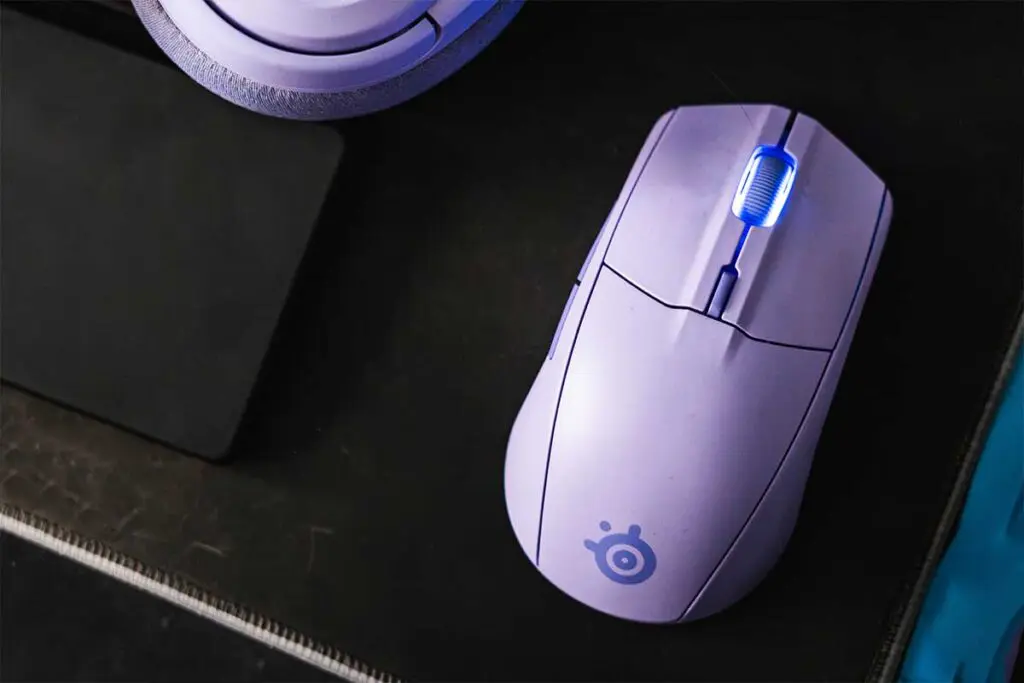 zdjęcie myszki SteelSeries Rival 3 Wireless