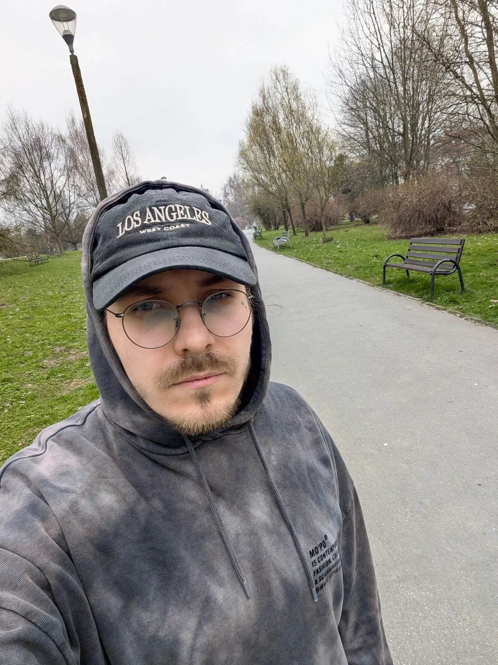 redaktor Damian Cholewa selfie