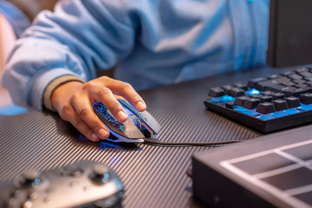 najlepsze myszki gamingowe bezprzewodowe