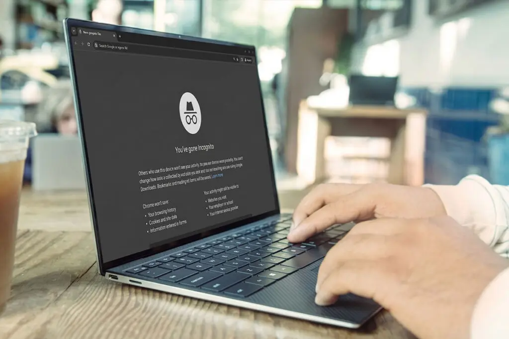 tryb incognito w przeglądarce