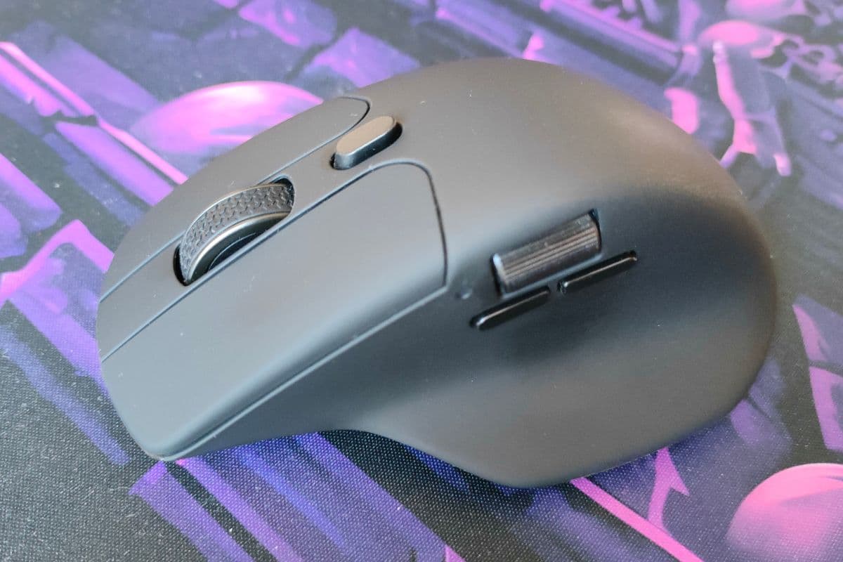 Keychron M6 – recenzja myszki do biura. Naśladownictwo najszczerszą formą pochlebstwa?