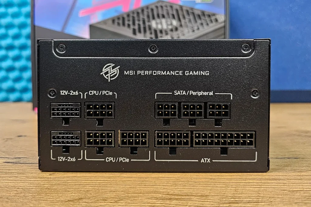 Zasilacz MPG A1000GS PCIE5 z tyłu